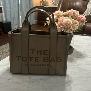 Marc Jacobs The Tote Bag - Tan